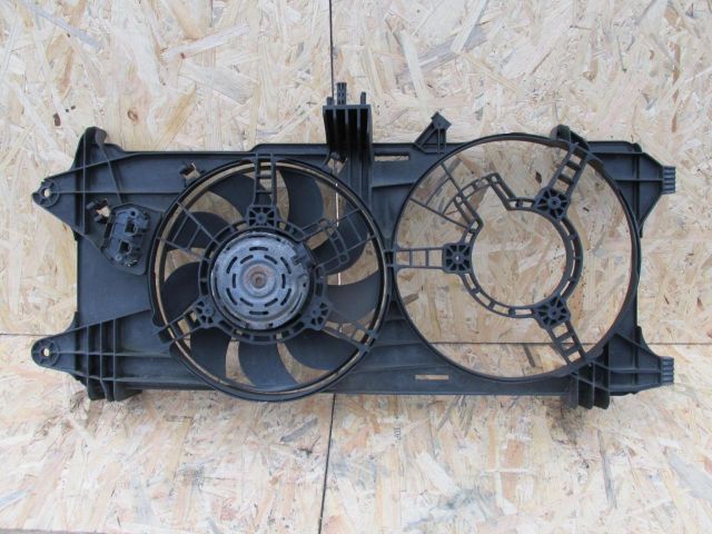 bontott FIAT DOBLO Hűtőventilátor Keret