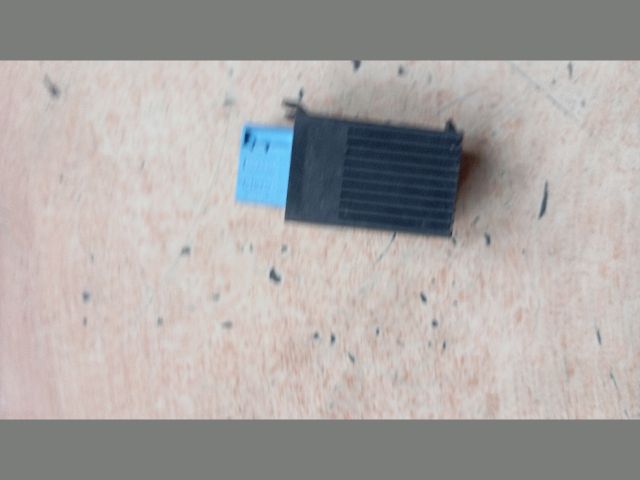 bontott FIAT DOBLO Irányjelző Relé