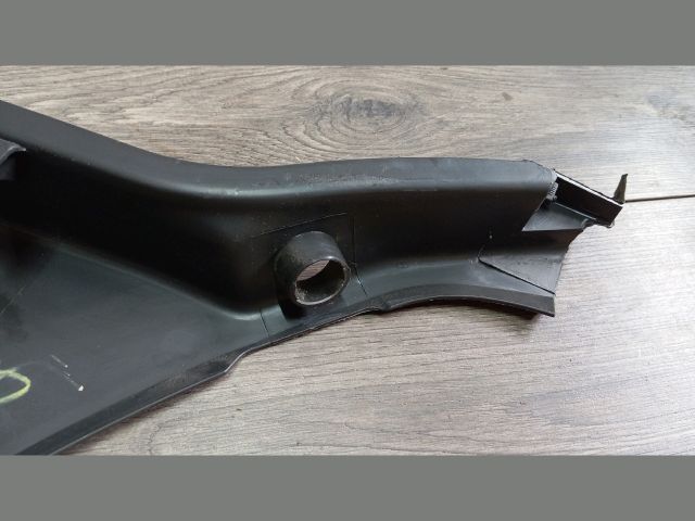 bontott FIAT DOBLO Jobb B Oszlop Burkolat