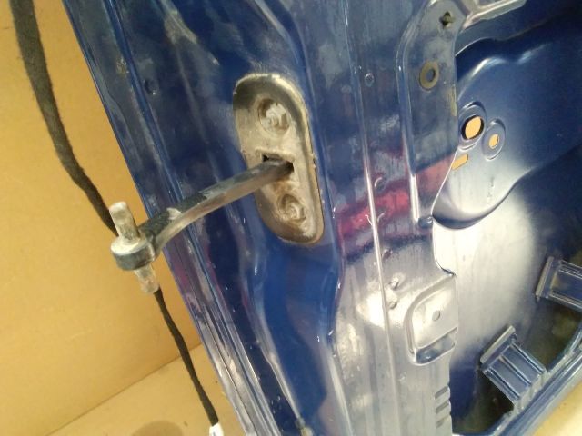 bontott FIAT DOBLO Jobb Csomagtérajtó Ajtóhatároló