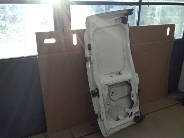 bontott FIAT DOBLO Jobb Csomagtérajtó (Üres lemez)