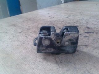 bontott FIAT DOBLO Jobb Csomagtérajtó Zárszerkezet