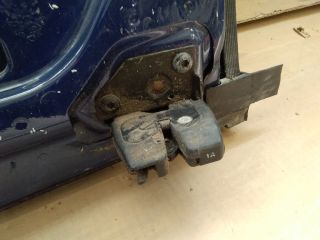 bontott FIAT DOBLO Jobb Csomagtérajtó Zárszerkezet