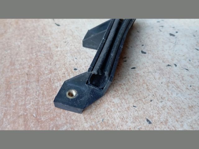 bontott FIAT DOBLO Jobb első Ablak Sín