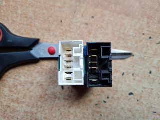 bontott FIAT DOBLO Jobb első Ablakemelő Kapcsoló