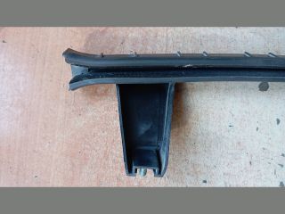 bontott FIAT DOBLO Jobb első Ablakvezető Gumi