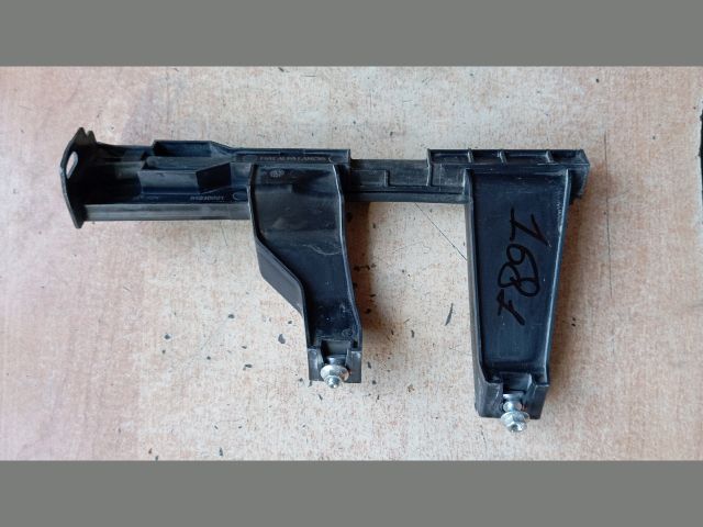 bontott FIAT DOBLO Jobb első Ablakvezető Gumi