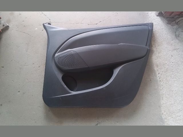 bontott FIAT DOBLO Jobb első Ajtó Kárpit