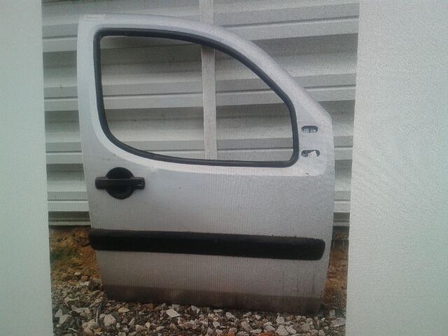 bontott FIAT DOBLO Jobb első Ajtó (Üres lemez)