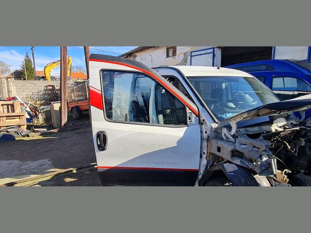 bontott FIAT DOBLO Jobb első Ajtó (Üres lemez)