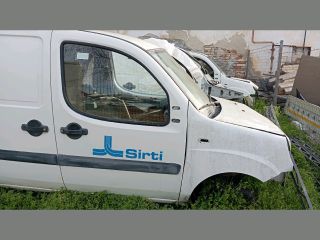 bontott FIAT DOBLO Jobb első Ajtó (Üres lemez)