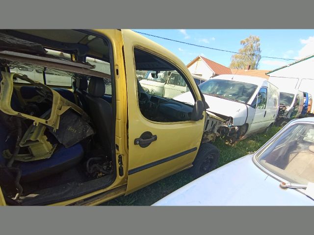bontott FIAT DOBLO Jobb első Ajtó (Üres lemez)