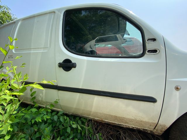 bontott FIAT DOBLO Jobb első Ajtó (Üres lemez)