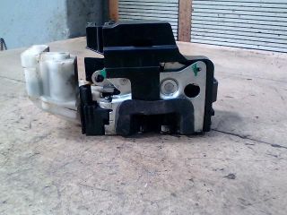 bontott FIAT DOBLO Jobb első Ajtózár