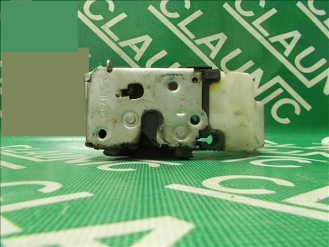 bontott FIAT DOBLO Jobb első Ajtózár