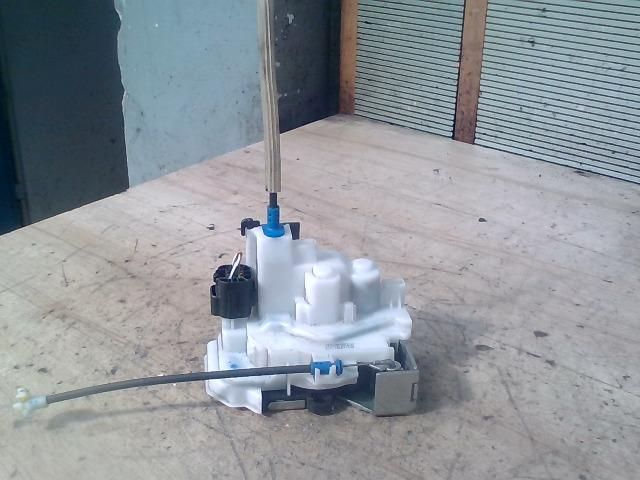 bontott FIAT DOBLO Jobb első Ajtózár