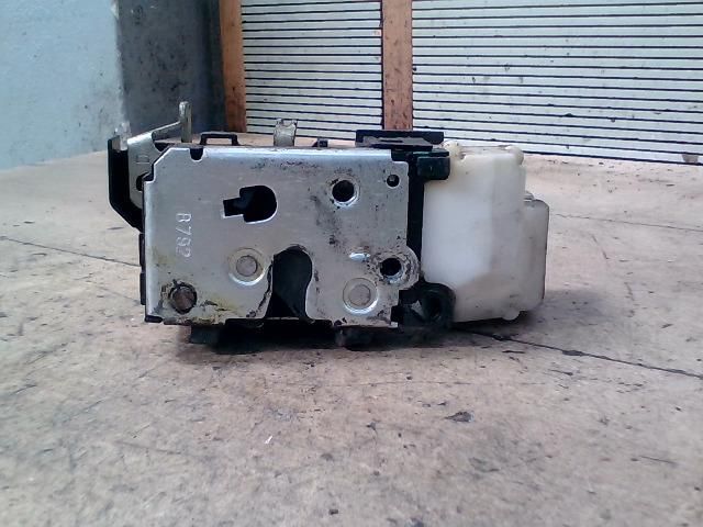 bontott FIAT DOBLO Jobb első Ajtózár