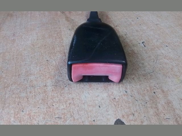 bontott FIAT DOBLO Jobb első Biztonsági Öv Csat