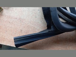 bontott FIAT DOBLO Jobb első Gumikéder