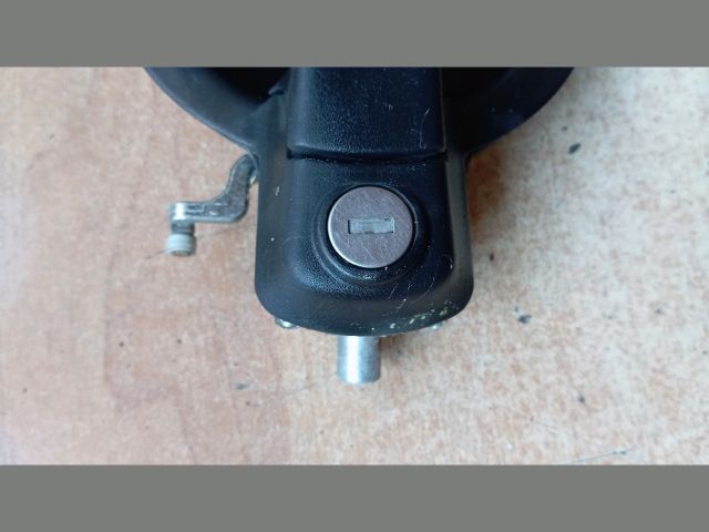 bontott FIAT DOBLO Jobb első Külső Kilincs