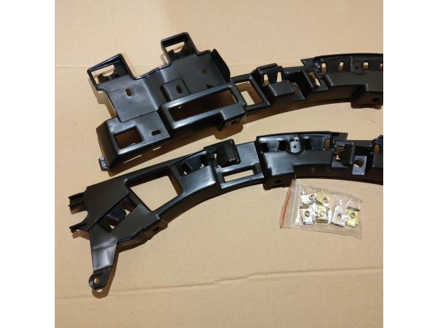 bontott FIAT DOBLO Jobb első Oldal Lökhárító Tartó (Műanyag)