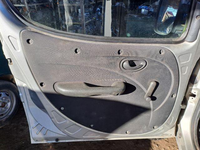 bontott FIAT DOBLO Jobb első Ülés