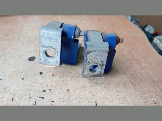 bontott FIAT DOBLO Jobb első Zsanér