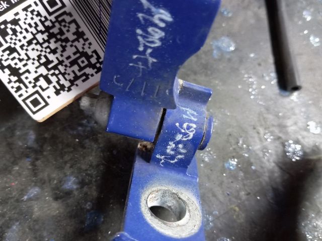 bontott FIAT DOBLO Jobb első Zsanér