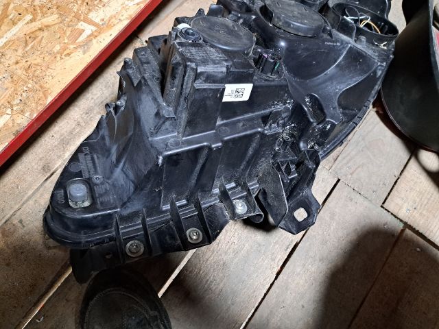 bontott FIAT DOBLO Jobb Fényszóró