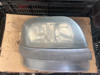 bontott FIAT DOBLO Jobb Fényszóró