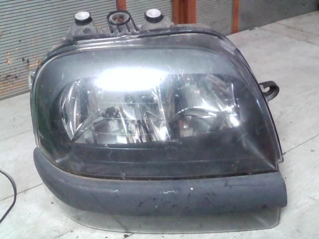 bontott FIAT DOBLO Jobb Fényszóró