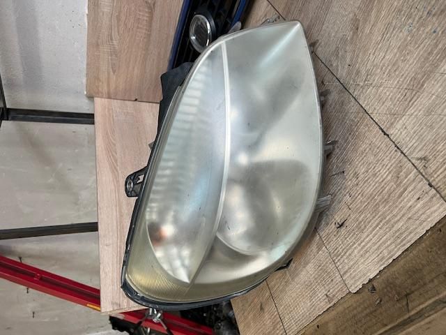 bontott FIAT DOBLO Jobb Fényszóró