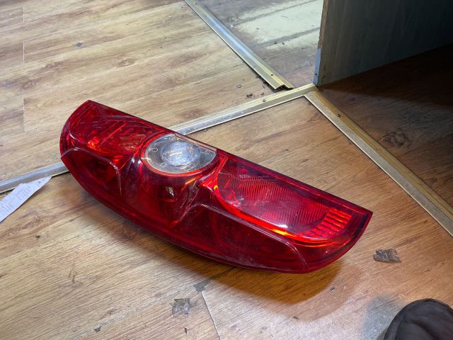 bontott FIAT DOBLO Jobb Hátsó Lámpa