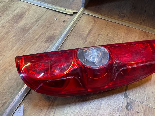 bontott FIAT DOBLO Jobb Hátsó Lámpa