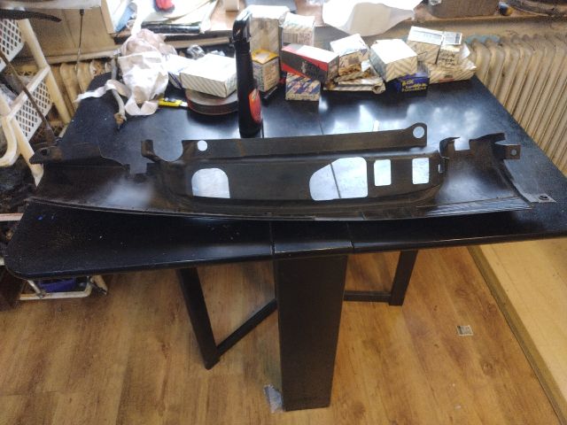 bontott FIAT DOBLO Jobb hátsó Lámpakeret