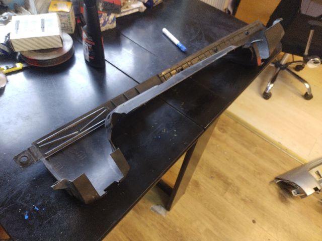 bontott FIAT DOBLO Jobb hátsó Lámpakeret