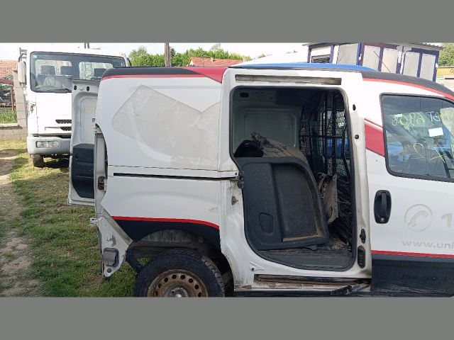 bontott FIAT DOBLO Jobb hátsó Negyed Karosszéria Csomag