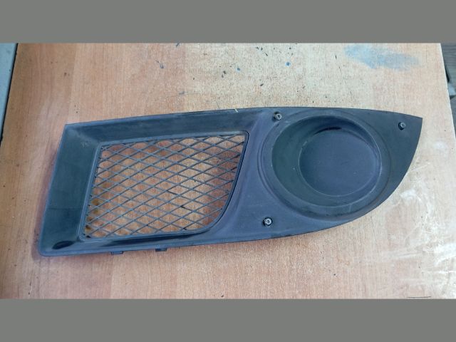 bontott FIAT DOBLO Jobb Ködlámpa Rács