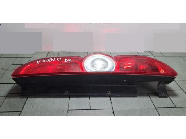 bontott FIAT DOBLO Jobb Külső Hátsó Lámpa