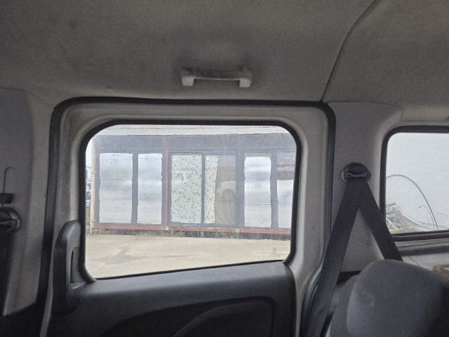bontott FIAT DOBLO Jobb Tolóajtó Ablak