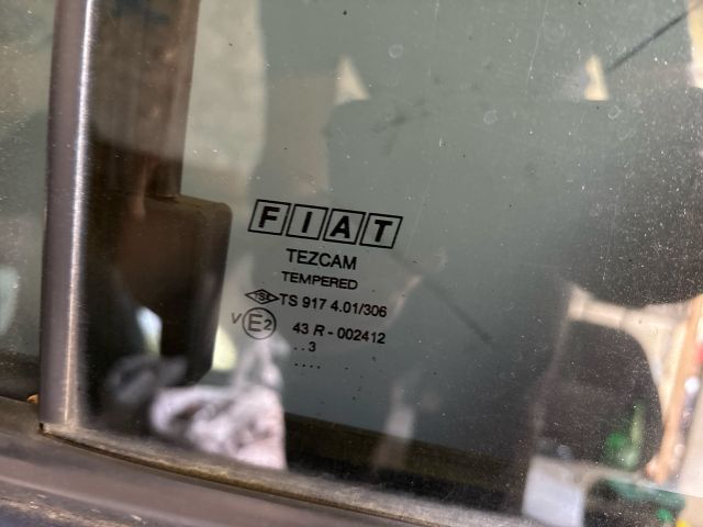 bontott FIAT DOBLO Jobb Tolóajtó (Részeivel)