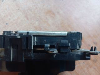 bontott FIAT DOBLO Jobb Tolóajtó Zárszerkezet