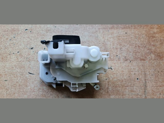 bontott FIAT DOBLO Jobb Tolóajtó Zárszerkezet