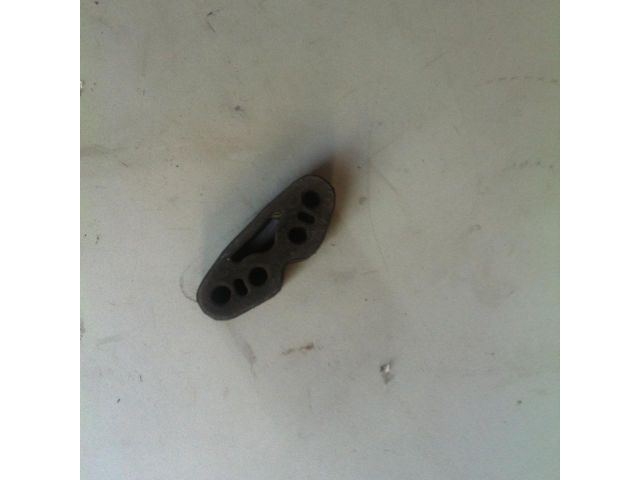 bontott FIAT DOBLO Kipufogó Tartó