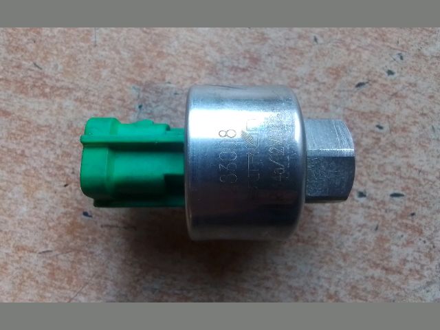 bontott FIAT DOBLO Klíma Nyomásérzékelő Kapcsoló