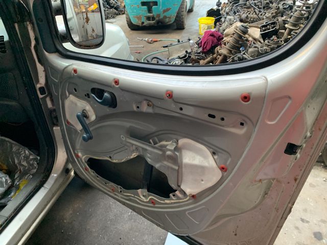 bontott FIAT DOBLO Kormányoszlop