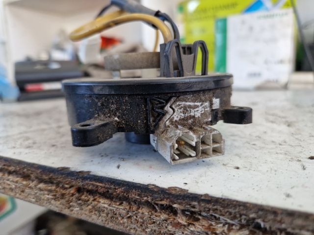 bontott FIAT DOBLO Légzsák Átvezető Szalagkábel