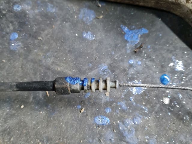 bontott FIAT DOBLO Motorháztető Nyitó Bowden