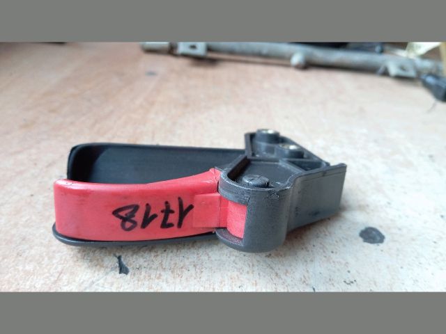 bontott FIAT DOBLO Motorháztető Nyitó Kar / Gomb