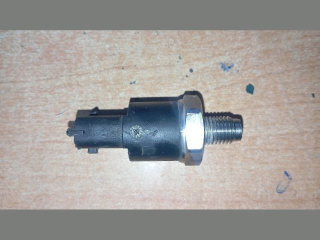 bontott FIAT DOBLO Nyomásszabályzó Szelep